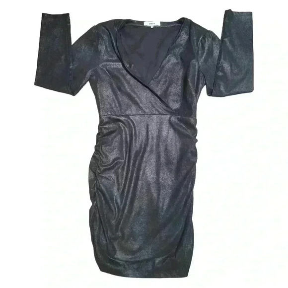 Likely Revolve Gwendolyn Ruched Long Sleeve Bold Shoulder Black Womens - Picture 2 of 4